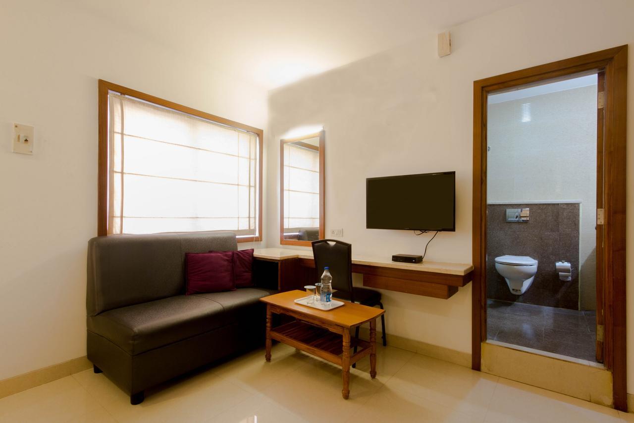 Fabhotel Sri Chakra Inn Porur チェンナイ エクステリア 写真
